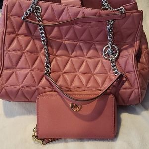Lambskin Michael Kors purse and wristlet